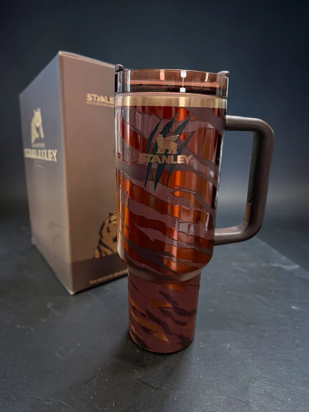 Stanley x TYLA 40oz Quencher H2.0 FlowState Tumbler – Tyla Tyger Limited Edition - Image 2